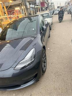 تسلا موديل 3